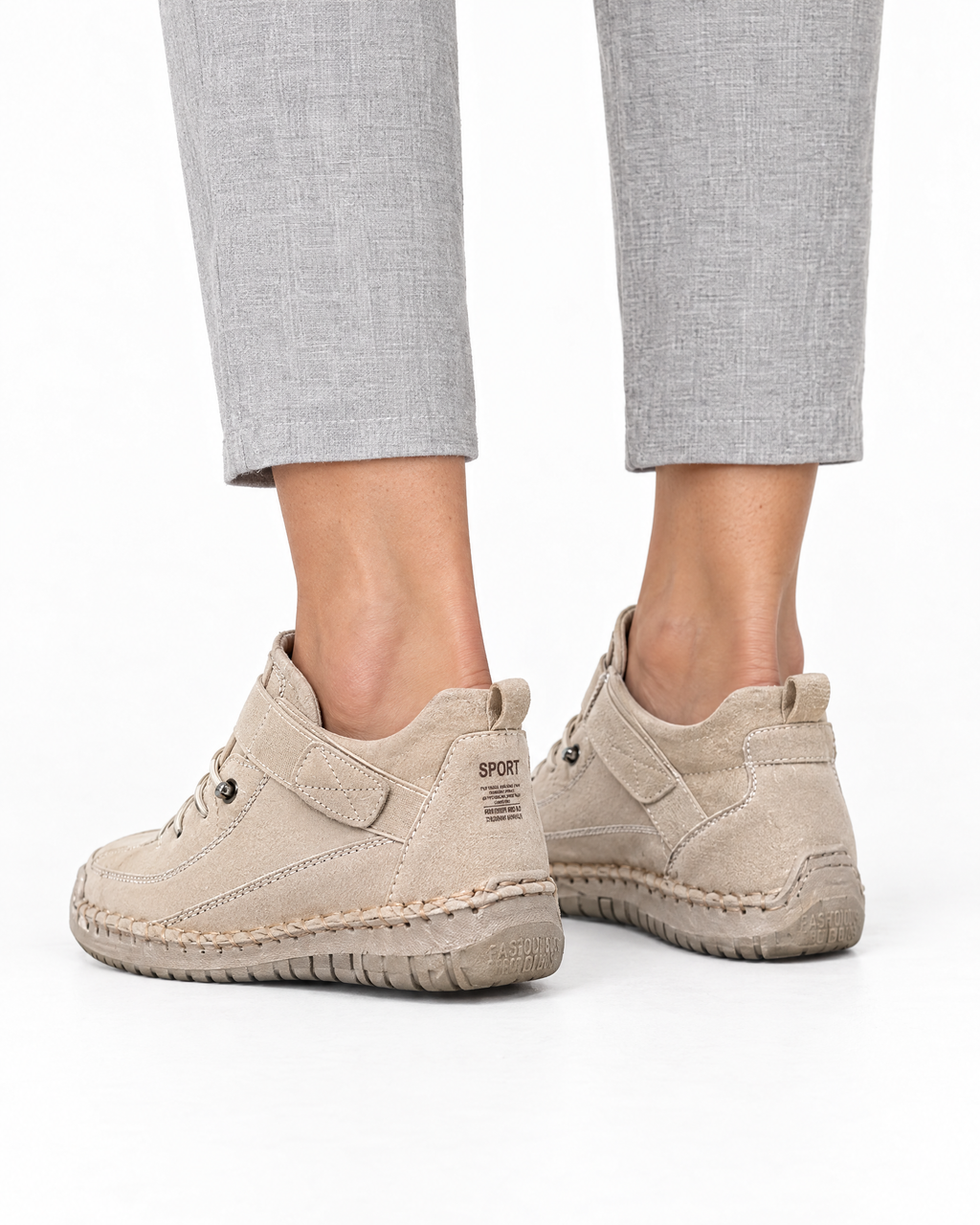 Sneakers Lina comode con suola ammortizzante, colore Beige, indossate, vista posteriore
